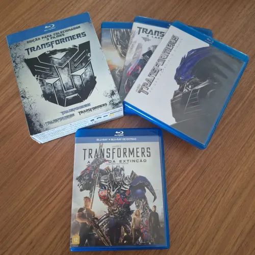 4 Blu-ray Transformers Originais usados em ótimo estado.