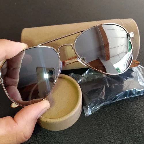 óculos luxo modelo aviador (hastes em bambú) lentes polarizadas