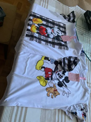 Duas Camisetas Mickey Mouse - Novas!