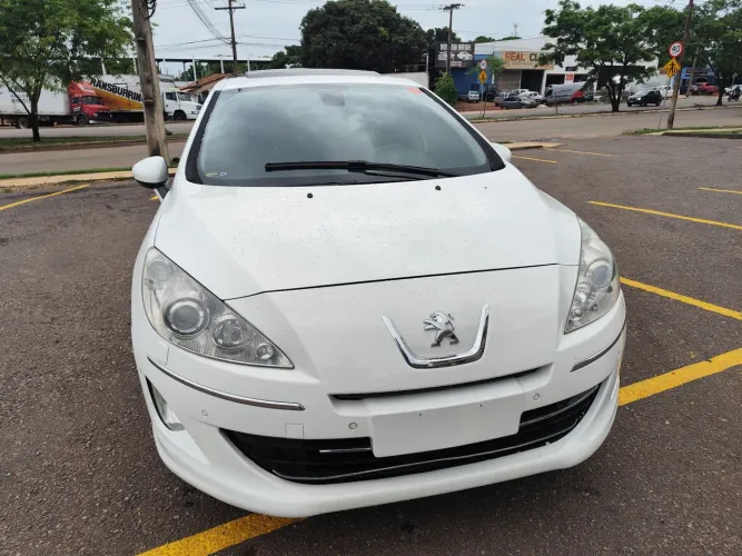 Peugeot/408 Sedan Griffe 1.6 Turbo 16V Aut. 2014