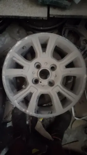 Roda Ford EcoSport original ótimo estado
