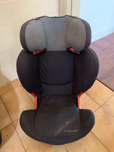 Cadeirinha de bebe maxi-cosi rodifix 15-36kg