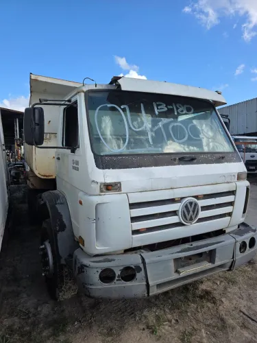 VOLKSWAGEN 13-180 Caçamba 04/05