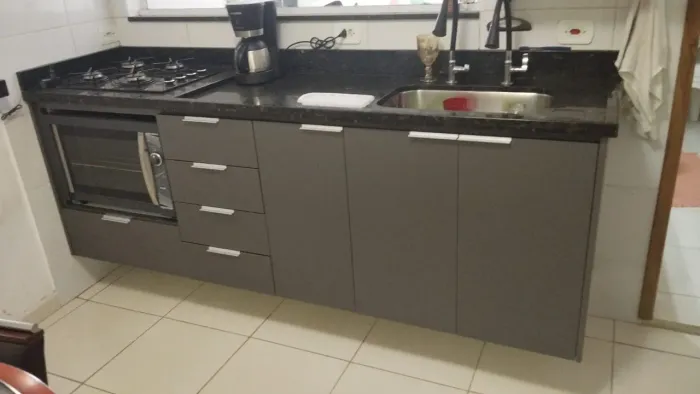 Armários de Cozinha e Gabinetes Leia anúncio até o final