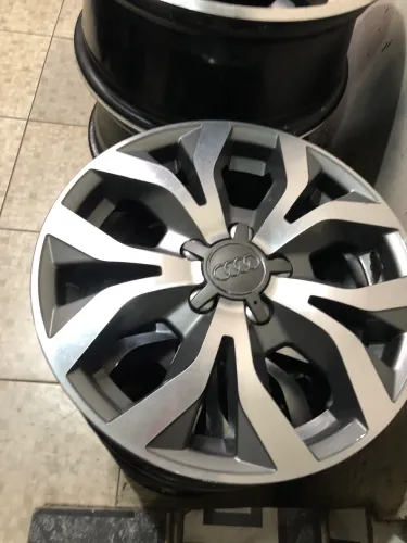 Jogo de rodas aro 15 Audi 5x100 por 2600$ as 4 novas até 12x
