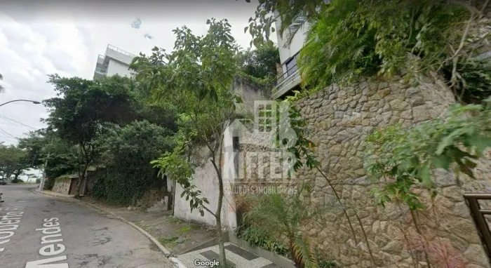 Terreno 540 m² na Praia de Boa Viagem Projeto de Pousada Aprovado