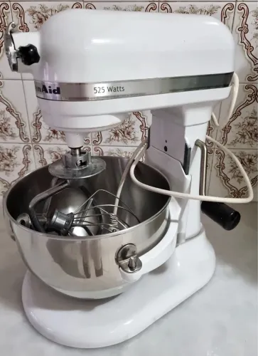 Batedeira Planetária KitchenAid profissional 