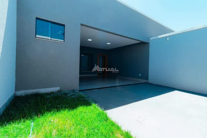 Casa Térrea de Alto Padrão com 3 Suítes, Piscina e Gourmet no Jardim Atlântico  155m²