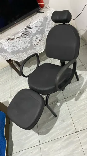 Cadeira pra maquiagem, manicure, lash design 