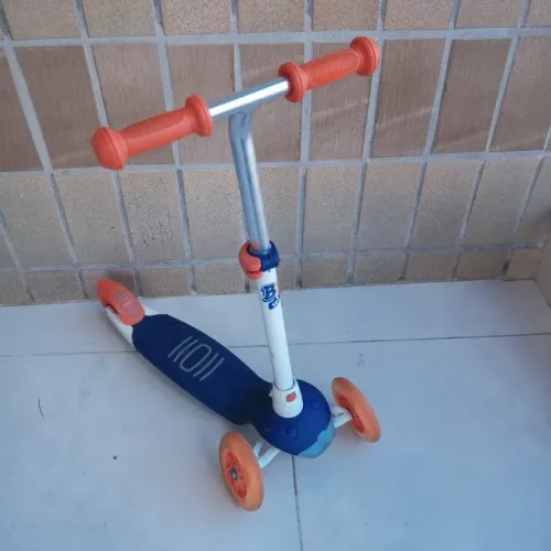 Patinete Infantil B1 Oxelo com luzes piscantes