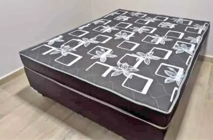 Cama box casal