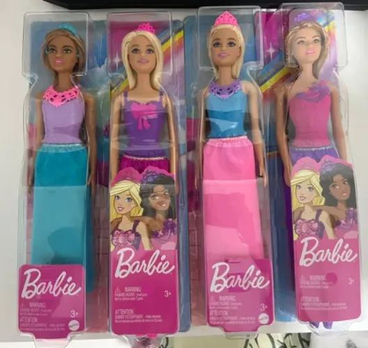 Kit com 4 Bonecas Barbie Mattel Dreamtopia Princesas Com Acessórios Produto Novo