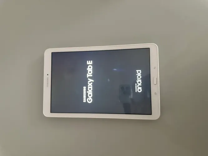 Samsung galaxy tab E