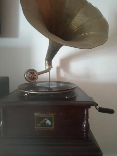 Gramofone Antigo His Master's Voice