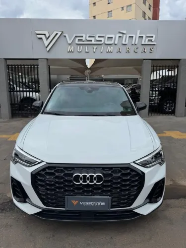 Audi Q3 SPB Perf. Black 2.0 TFSI Tipt. Quat. 2023