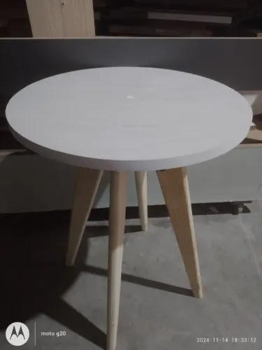 Mesa para ventilador ou lateral 