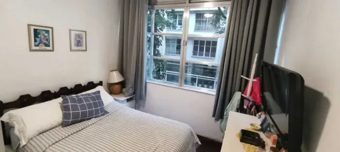 Apartamento - / Residencial / Copacabana