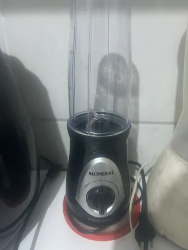 liquidificador portátil, personal blender Mondial.
