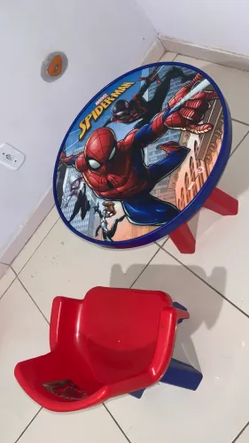 Mesa de atividades infantil Homem Aranha (mesa + cadeira)