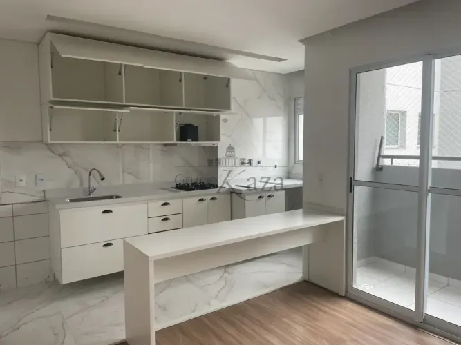 Apartamento - No bairro Residencial Colinas do Paratehy - Caminho das Árvores - Zona Oest