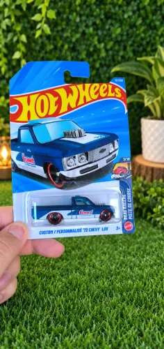 Hot Wheels Custom 72 Chevy LUV 2026 Azul Summit 121/250 Lacrado