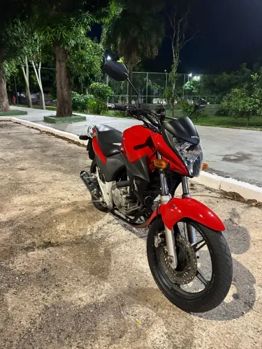Moto cb 300