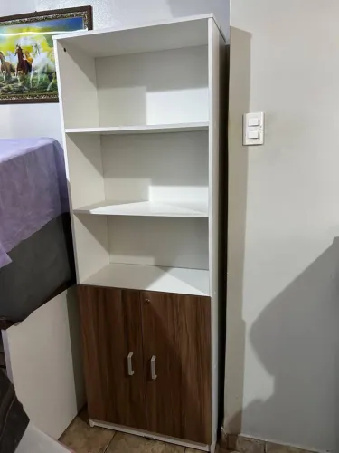 Armário para ESCRITÓRIO NOVINHO em EXCELENTE ESTADO!