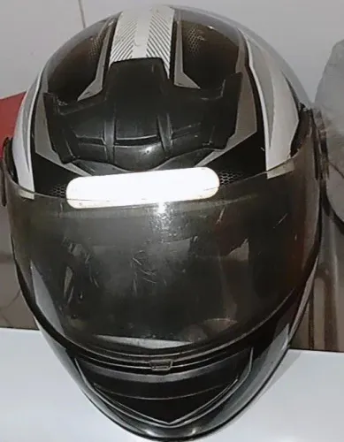 Capacete muito bom