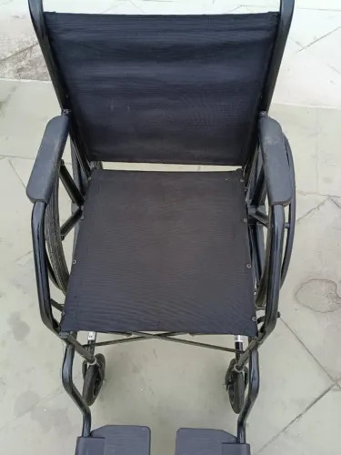 Cadeira de rodas para idoso