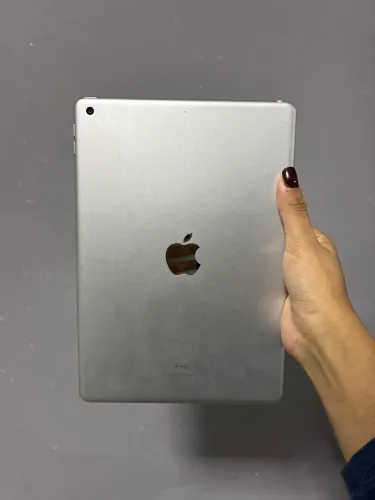 iPad 9° geração 64GB Prateado 