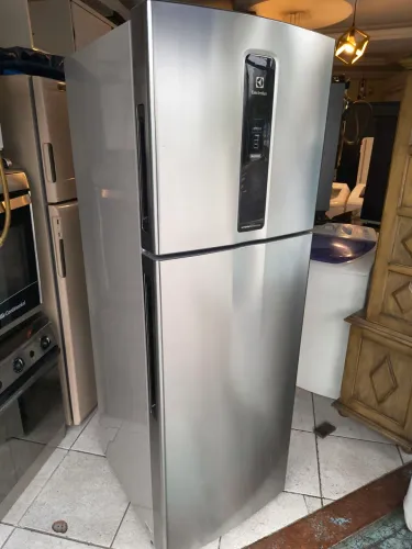 Geladeira Inox Electrolux Inverter Frost Free 389L 220v