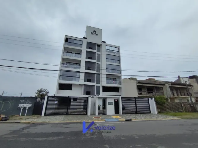 Apartamento Frente Mar a Venda em Matinhos