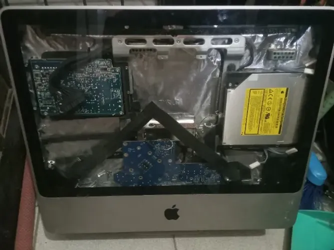 imac A1331 gabinete incompleto - Leia anuncio