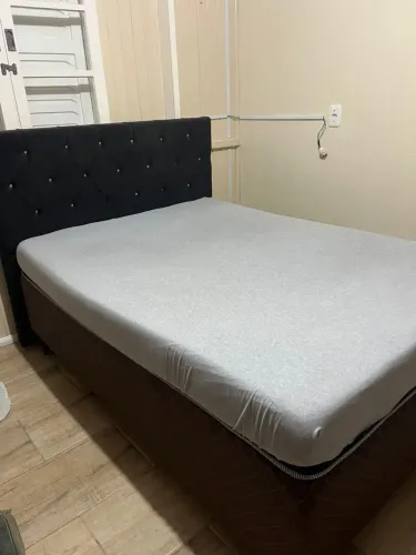 Vendo cama casal 