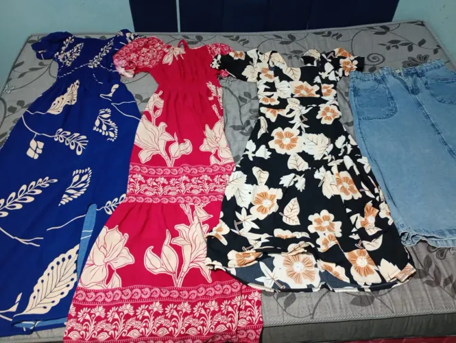 Vestidos Evangélicos, todos por 250$. Fazemos entrega.