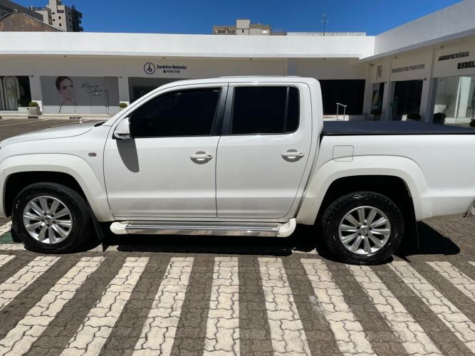 Imagem de Volkswagen Amarok High.cd 2.0 16V TDI 4X4 Dies. AUT 2015