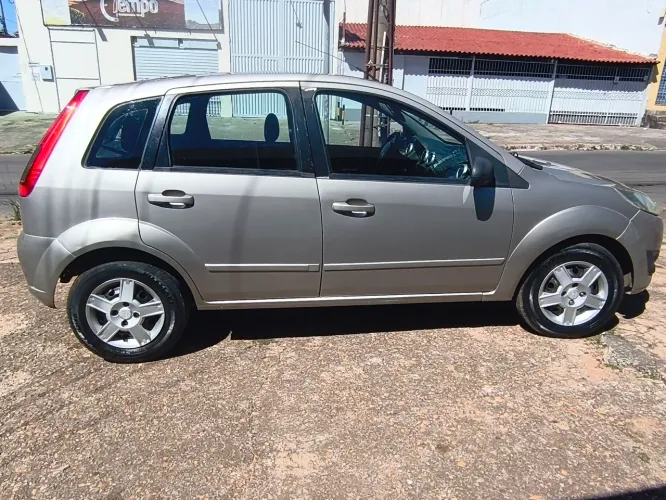 Ford Fiesta 1.6 8V Flex/class 1.6 8V Flex 5P 2011