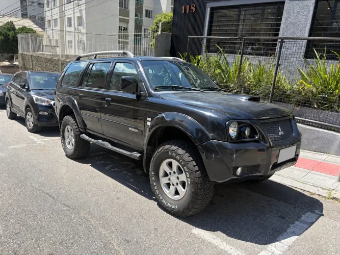 Mitsubishi Pajero Sport HPE 2.5 4X4 Diesel Mec. 2007