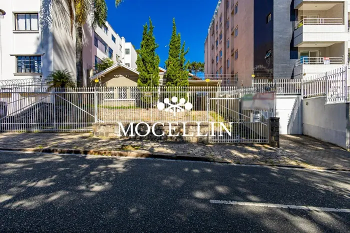 Casa comercial á venda no Centro, Curitiba/Mocellin Imóveis