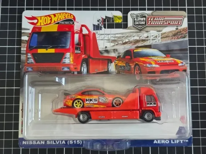 Nissan Silvia S15 HKS & Aero Lift HKS - Hot Wheels Team Transport