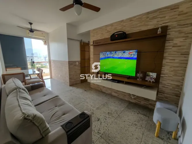 Apartamento Reformado com Varanda e Vaga Escriturada em Cachambi! RO01X