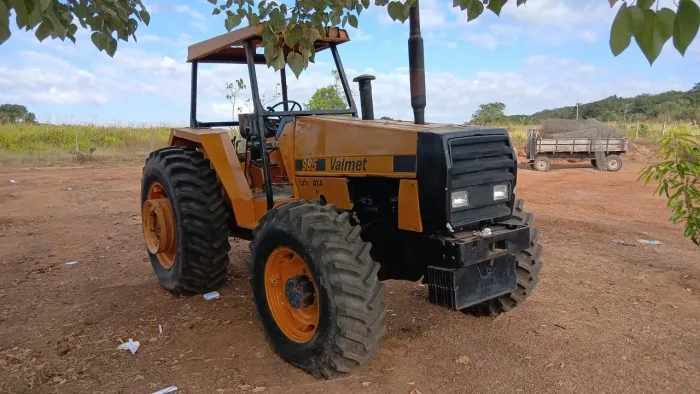 Trator Valmet 985 4x4 multitorque
