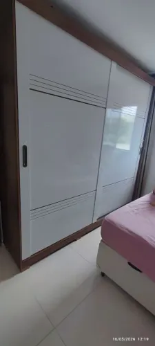 GUARDA ROUPA GRANDE