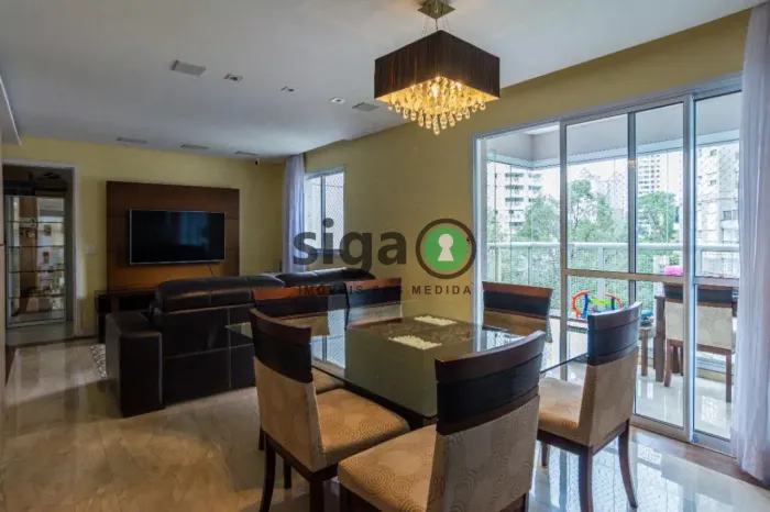 Apartamento na Vila Andrade à venda com 84m², 2 quartos e 1 vaga.