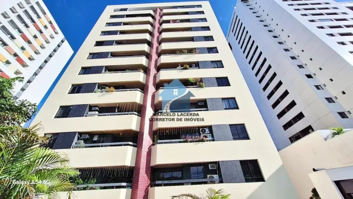 Apartamento no Condomínio Saint Marrie - Adrianópolis.