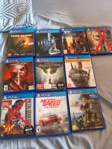 Troco ou vendo jogos de PS4 na imagem valores a combinar.