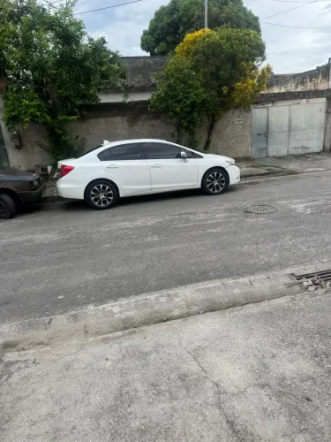 Honda Civic Sedan LXR 2.0 Flexone 16V Aut. 4P 2014