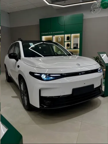 Leapmotor C10 REEV (Híbrido) 2026