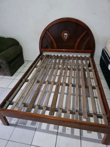 Cama casal madeira
