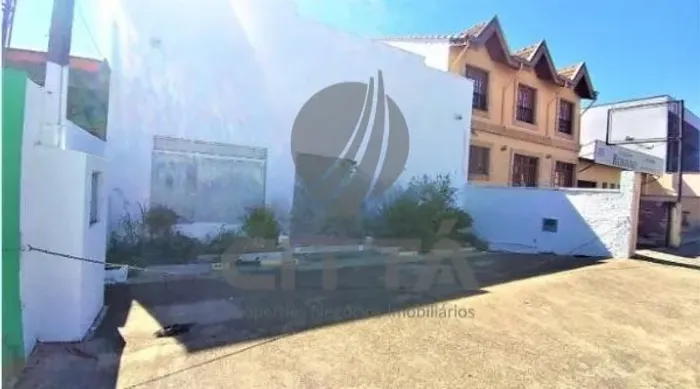 Casa comercial para venda e locação, no bairro Parque Industrial, em Campinas/SP.